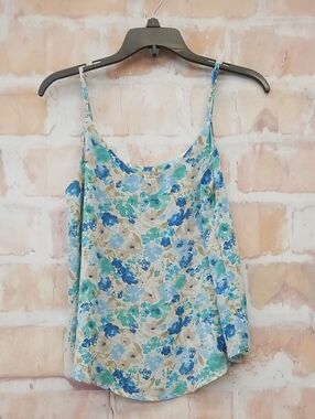 NWT mine Floral Spaghetti Strap Camisole in Blue, Aqua & Cream Size S